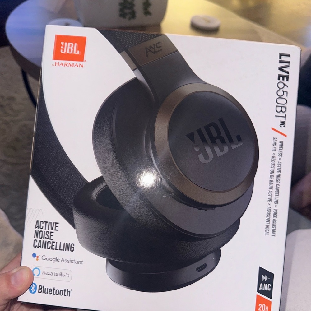 JBL Harman Wireless Headphones